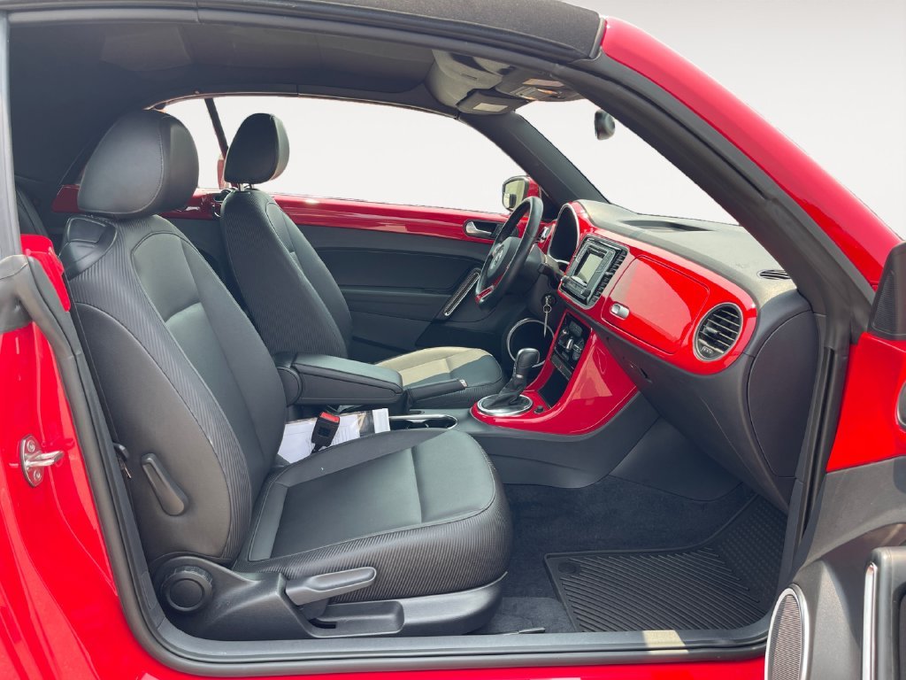 Used 2019 Red Volkswagen 2.0T S image 15