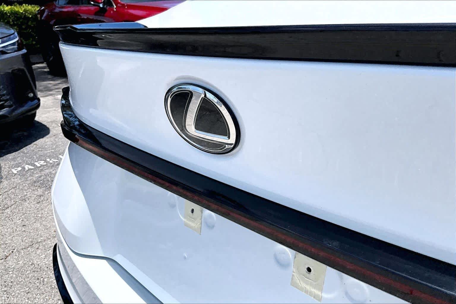 Used 2025 Ultra White Lexus F SPORT Design image 31