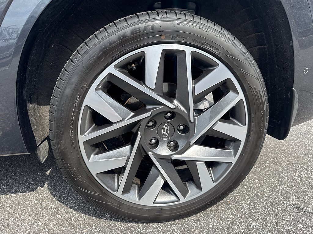 Used 2022 Portofino Gray Hyundai Calligraphy image 8