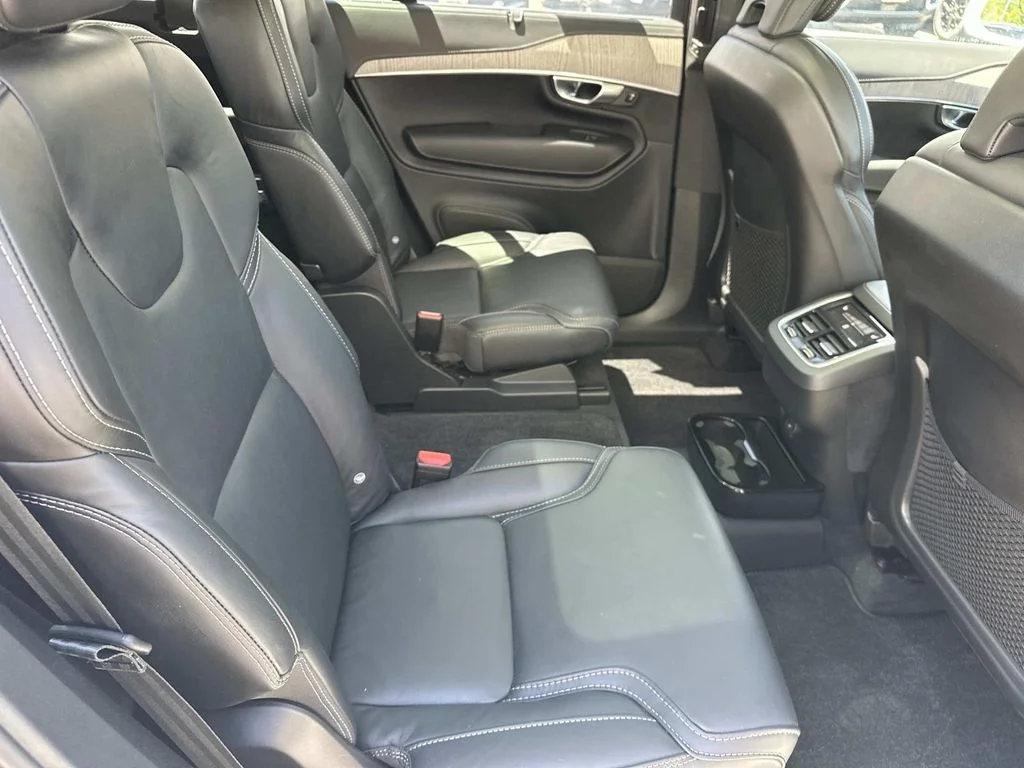 Used 2023  Volvo Ultimate image 15