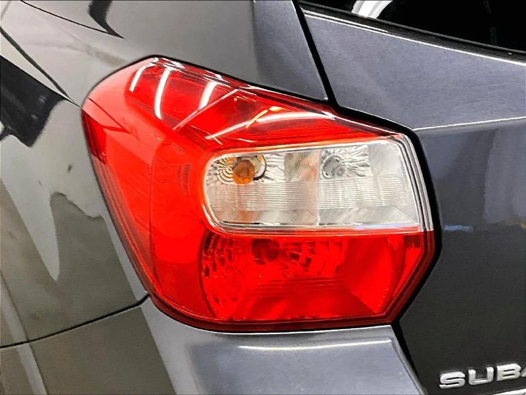 Used 2015 Gray Subaru 2.0i Limited image 22
