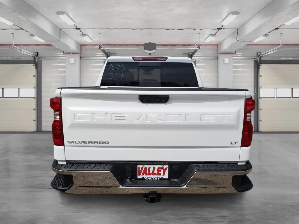 New 2026 White Chevrolet LT image 5