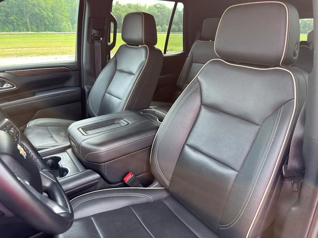 Used 2024 Black Chevrolet Premier image 29