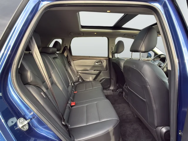 Used 2023 Blue Nissan SV image 25