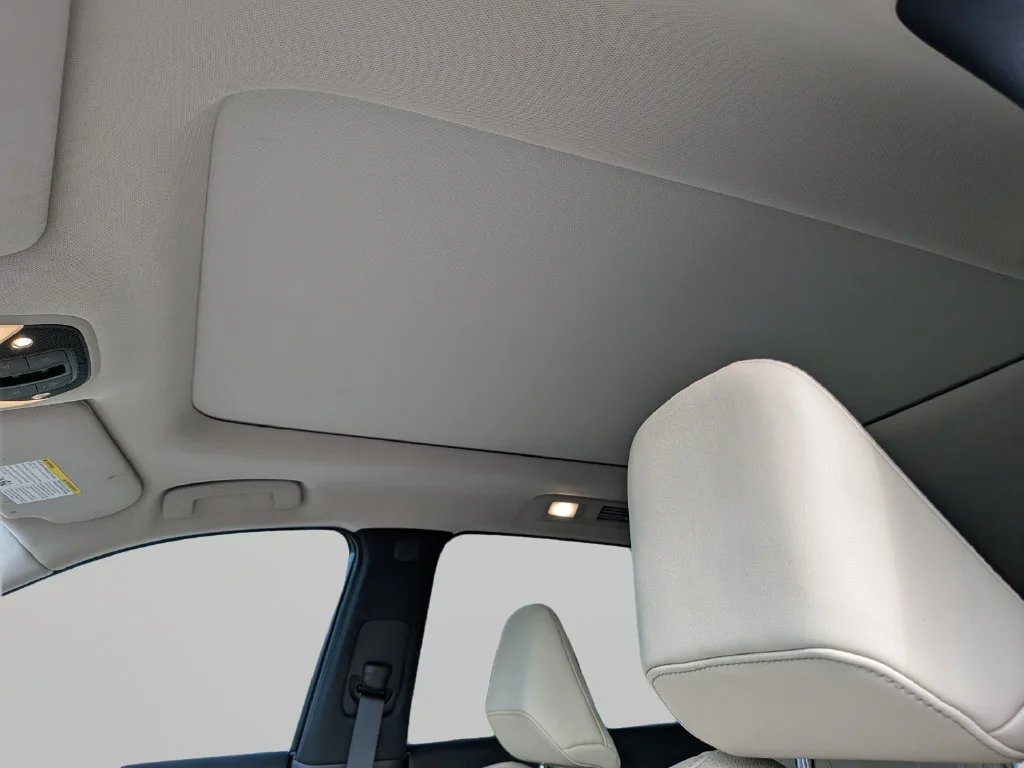Used 2023 Blue INFINITI LUXE image 21