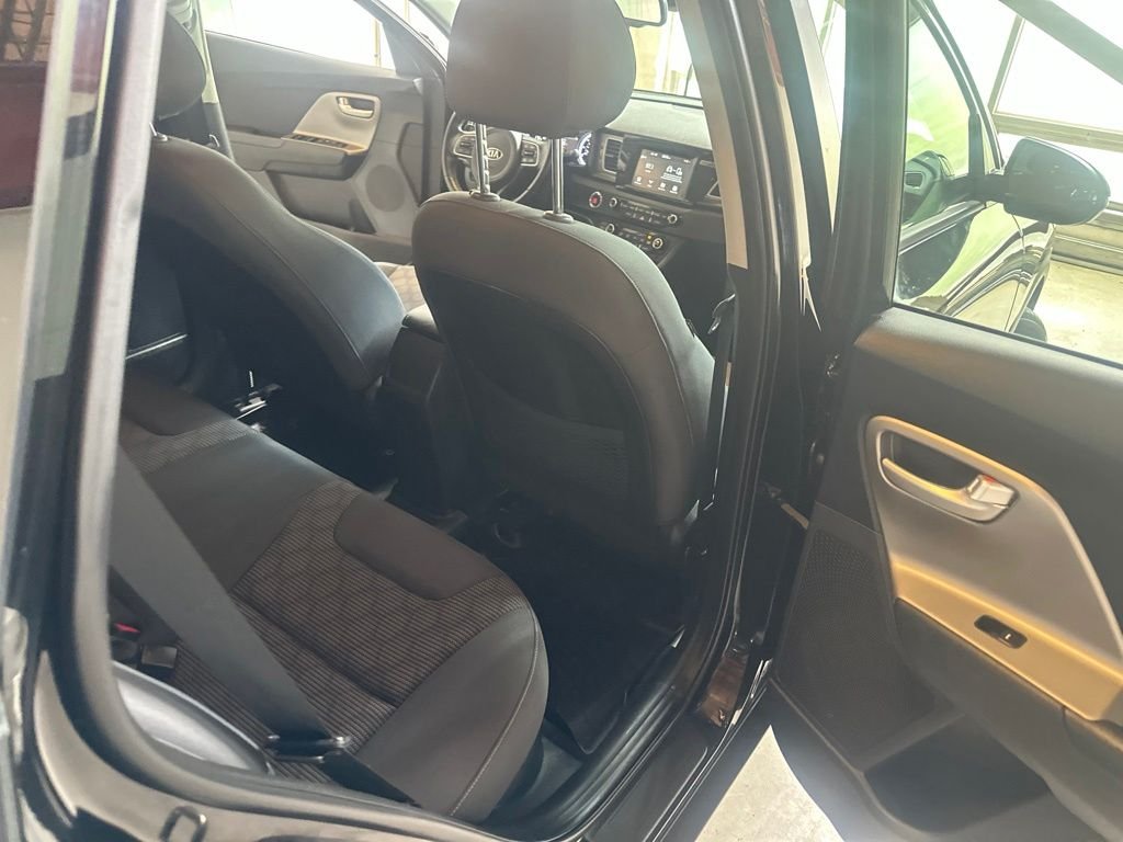 Used 2019 Black Kia LX image 29