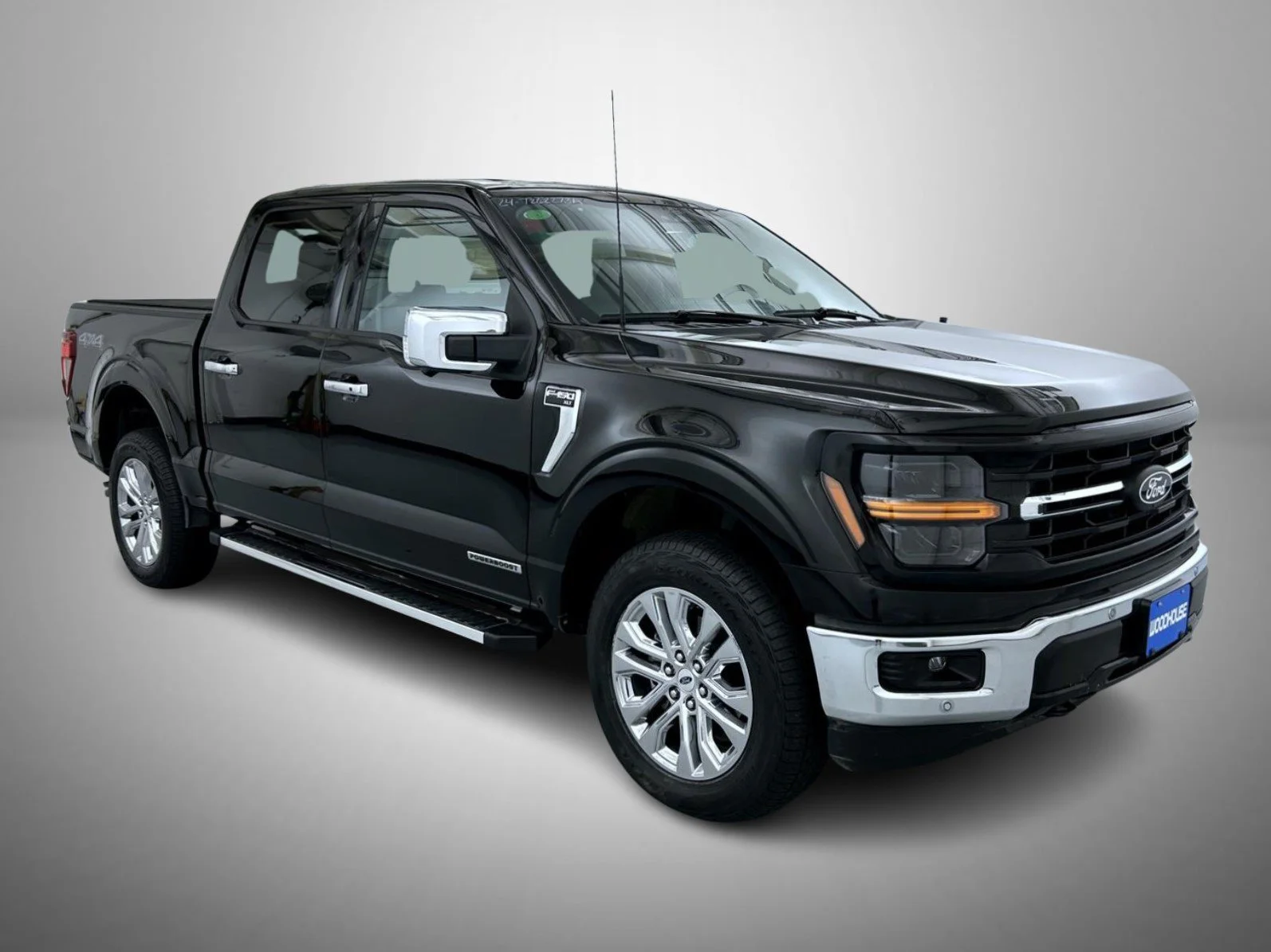 Used 2024 Black Ford XLT image 3