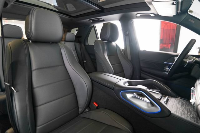 New 2026 MANUFAKTUR Moonlight White Magno Mercedes-Benz GLE 450 image 46