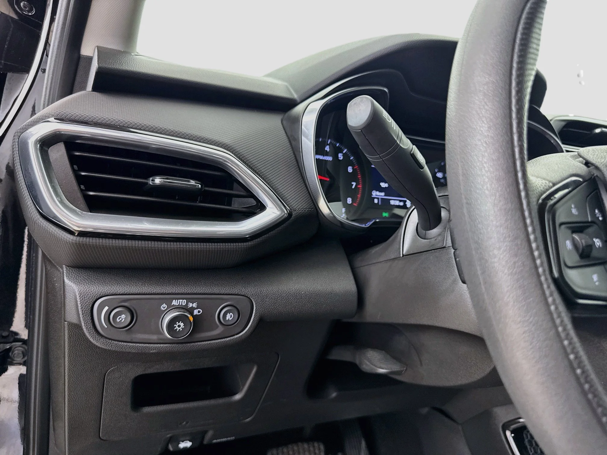 Used 2022 Mosaic Black Metallic Chevrolet LT image 12