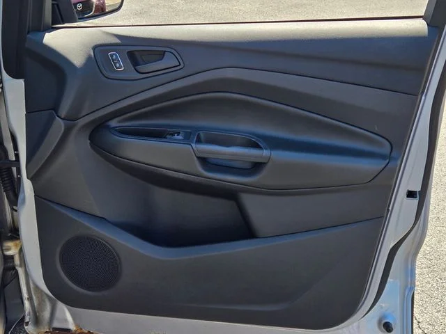 Used 2013 Silver Ford S image 4