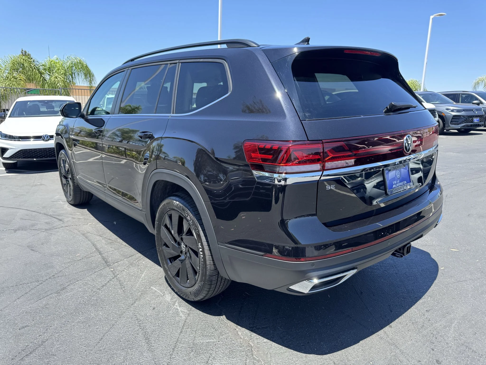New 2026 Deep Black Pearl Volkswagen 2.0T SE w/Technology image 5