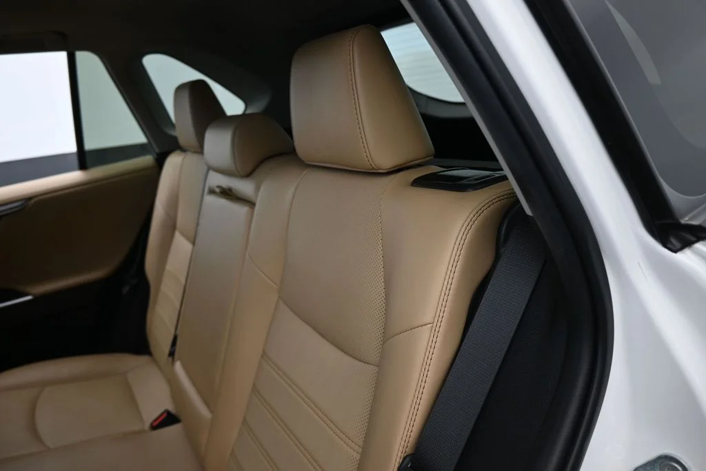Used 2023 Ice Cap Toyota Limited image 30