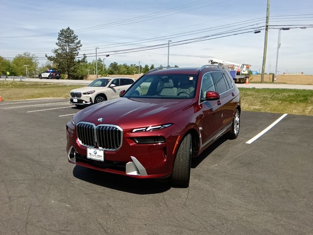 Used 2026 Aventurin Red Metallic BMW xDrive40i image 3