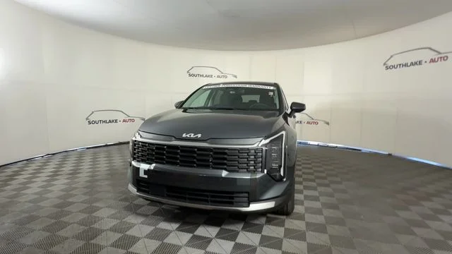 New 2027 Gravity Gray Kia LX image 3