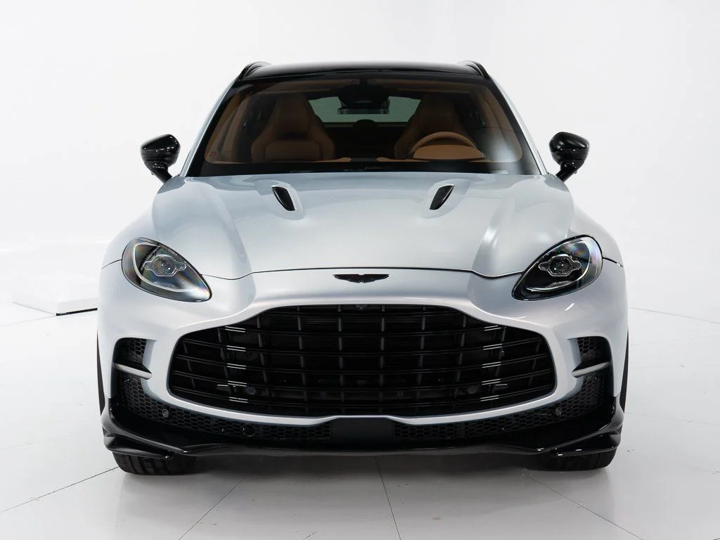 New 2026 Lightning Silver Aston Martin 707 image 8