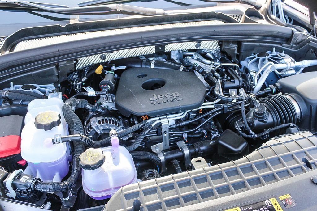 New 2026 Bright White Clearcoat Jeep Altitude image 28