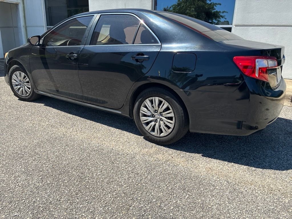 Used 2014 Toyota Camry LE with VIN 4T1BF1FK8EU779052 for sale in Hoover, AL