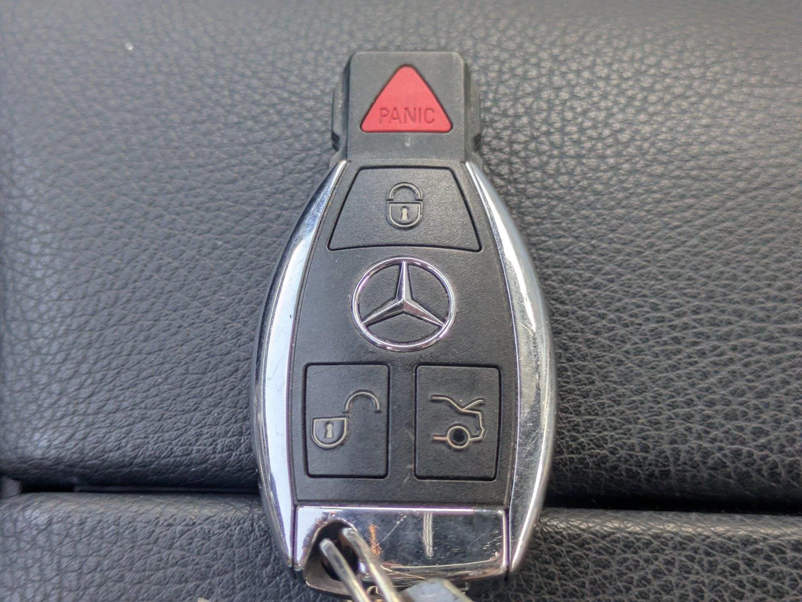 Used 2018 Gray Mercedes-Benz C 300 image 31