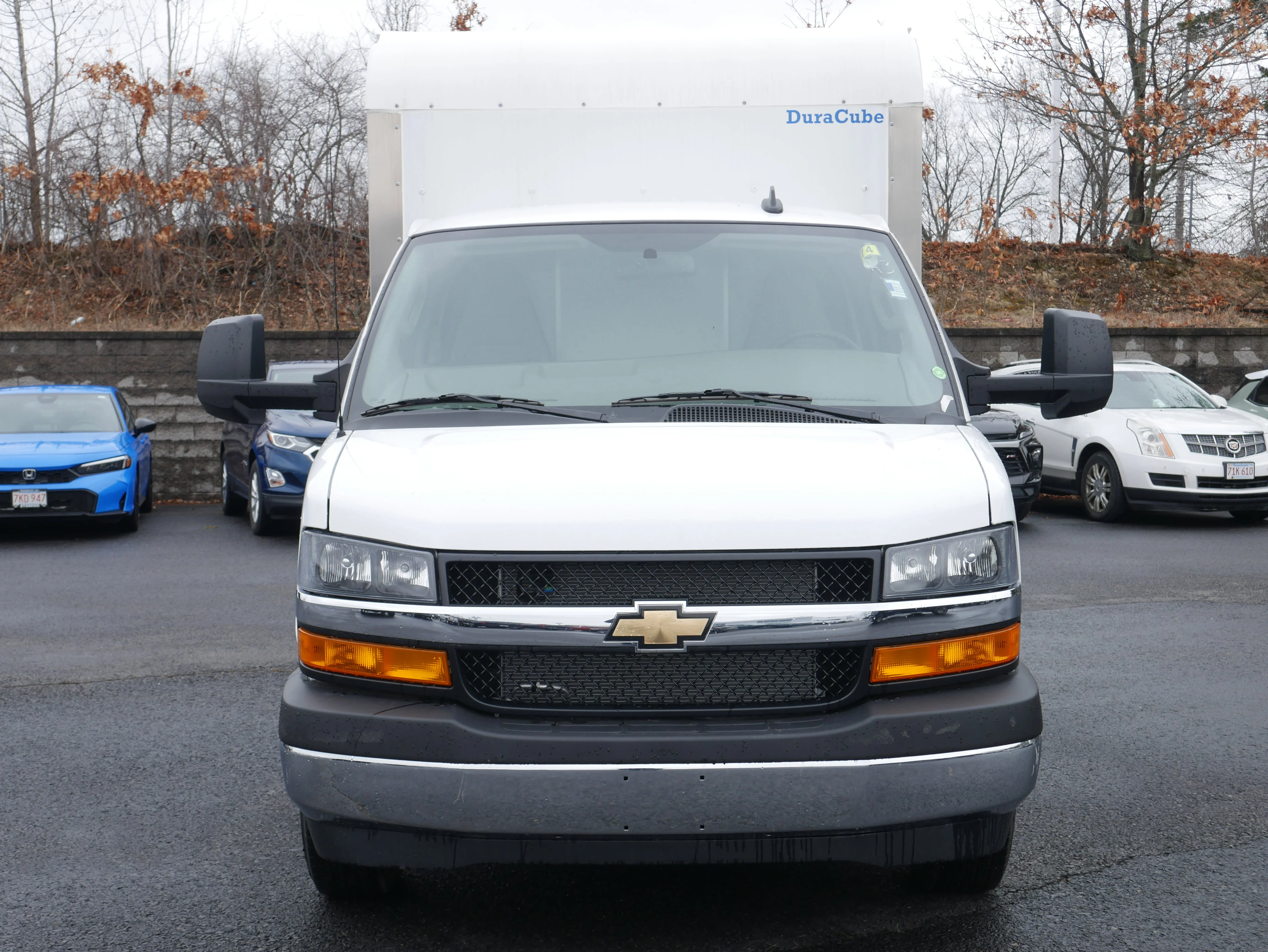 New 2025 Summit White Chevrolet 1WT image 4
