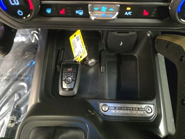 New 2026 Desert Sand Ford Badlands® image 32