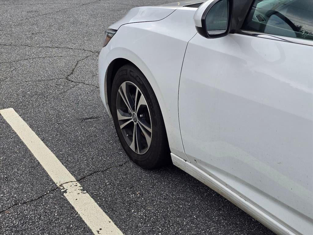Used 2021 White Nissan SV image 20
