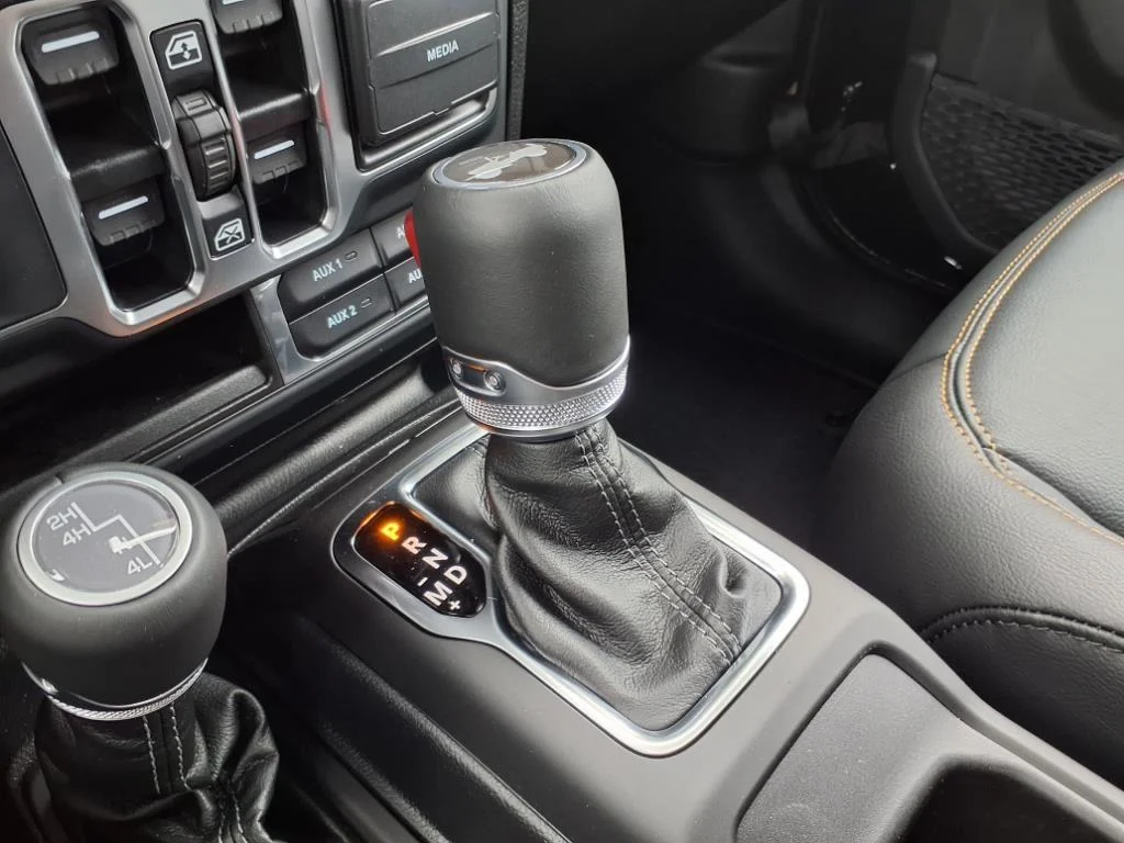 2025 Jeep Wrangler 4-Door Sahara - Photo 12
