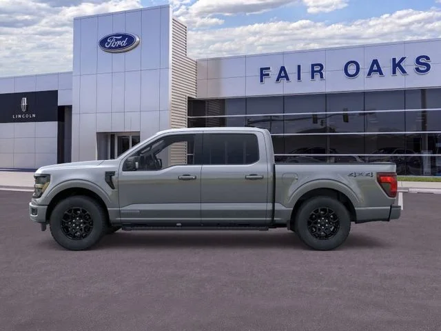 New 2026 Carbonized Gray Metallic Ford XLT image 3