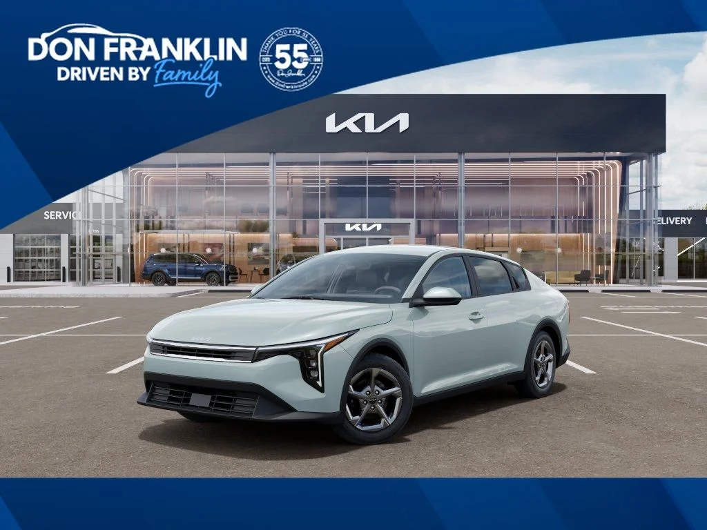 2026 Kia K4 LXS AT's photo