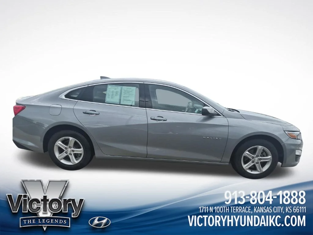 Used 2024 Gray Chevrolet LT image 5