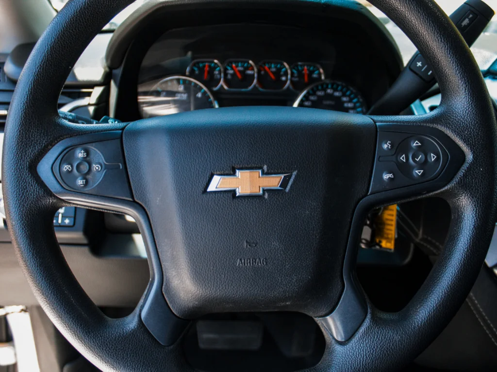 Used 2018 Silver Chevrolet  image 13