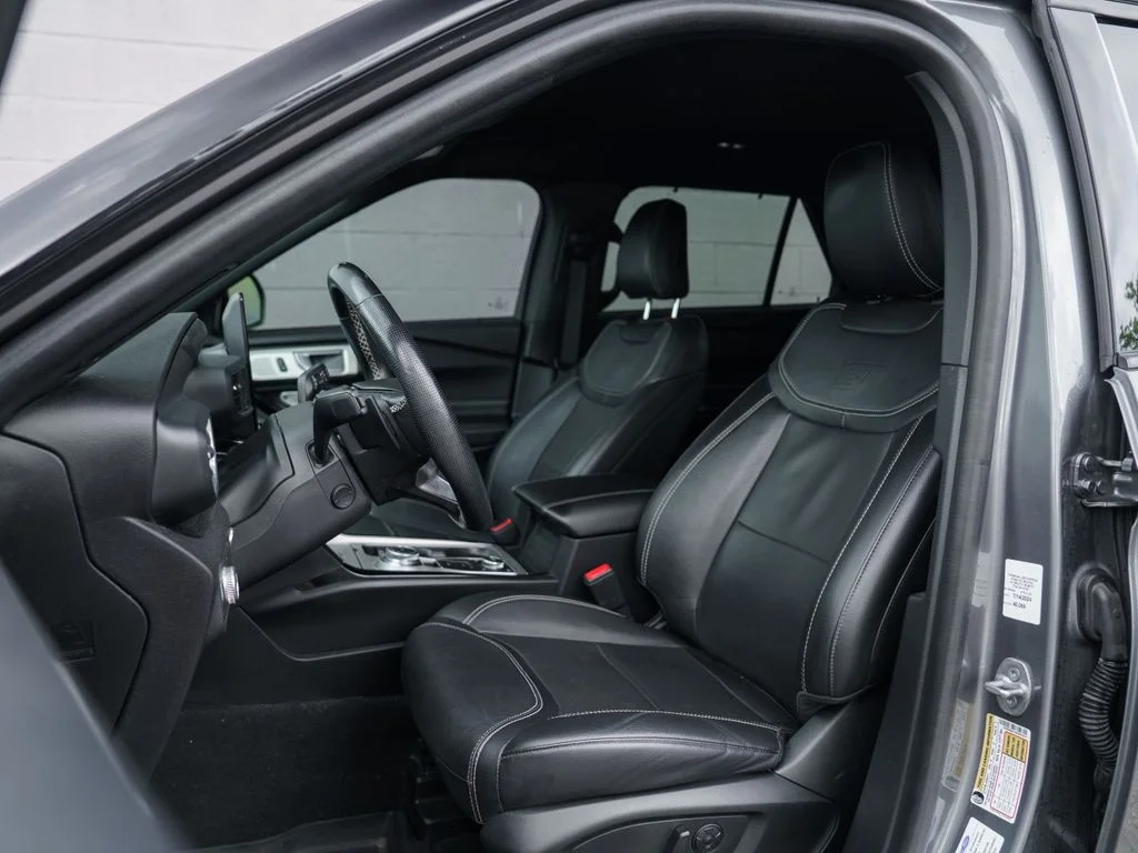 Used 2022 Gray Metallic Ford ST image 5