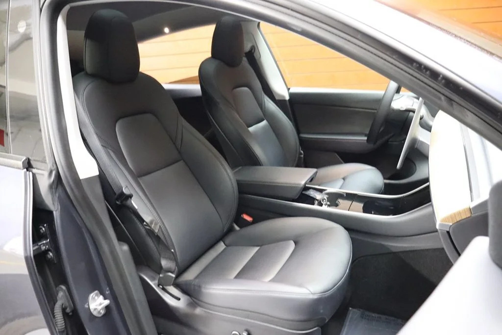 Used 2020 Solid Black Tesla Long Range image 55