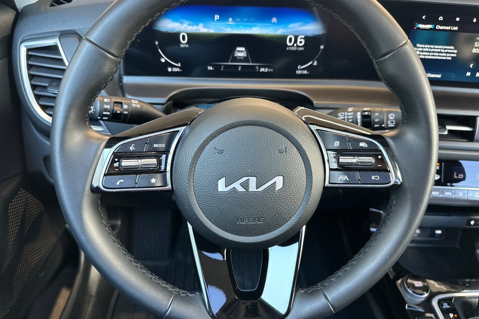 Used 2025 Gray Kia EX image 27