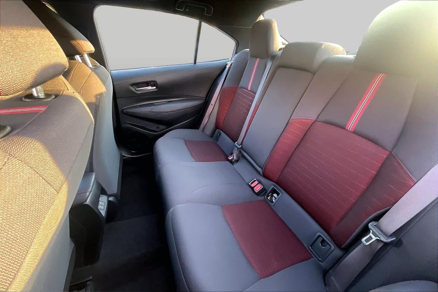 Used 2024 Ice Cap Toyota SE image 20