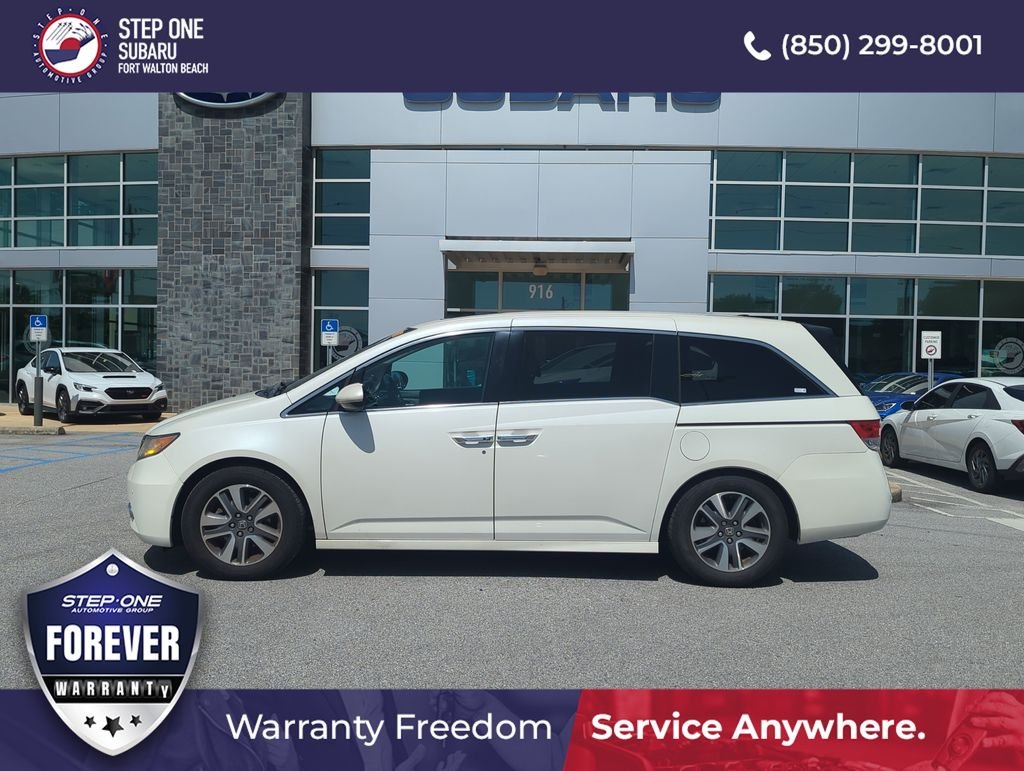 Used 2016 White Honda Touring image 4