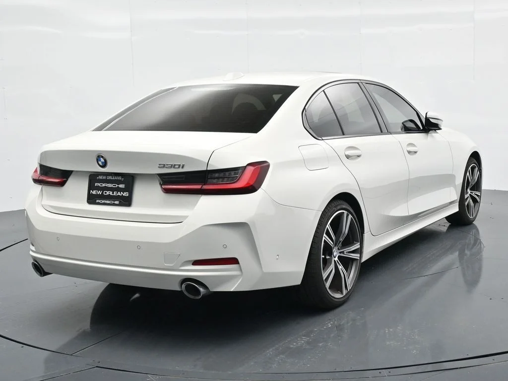 2023 BMW 3 Series 330i - Photo 7