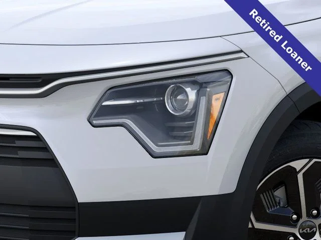 2025 Kia Niro EX - Photo 10