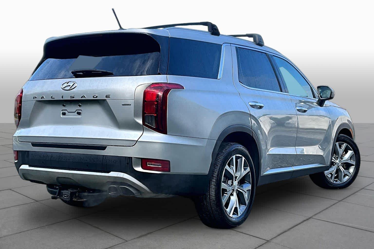 Used 2021 Typhoon Silver Hyundai SEL image 13