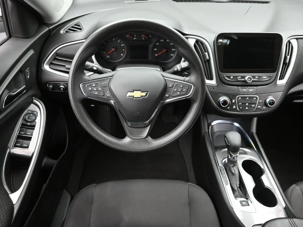 Used 2024 White Chevrolet LT image 14