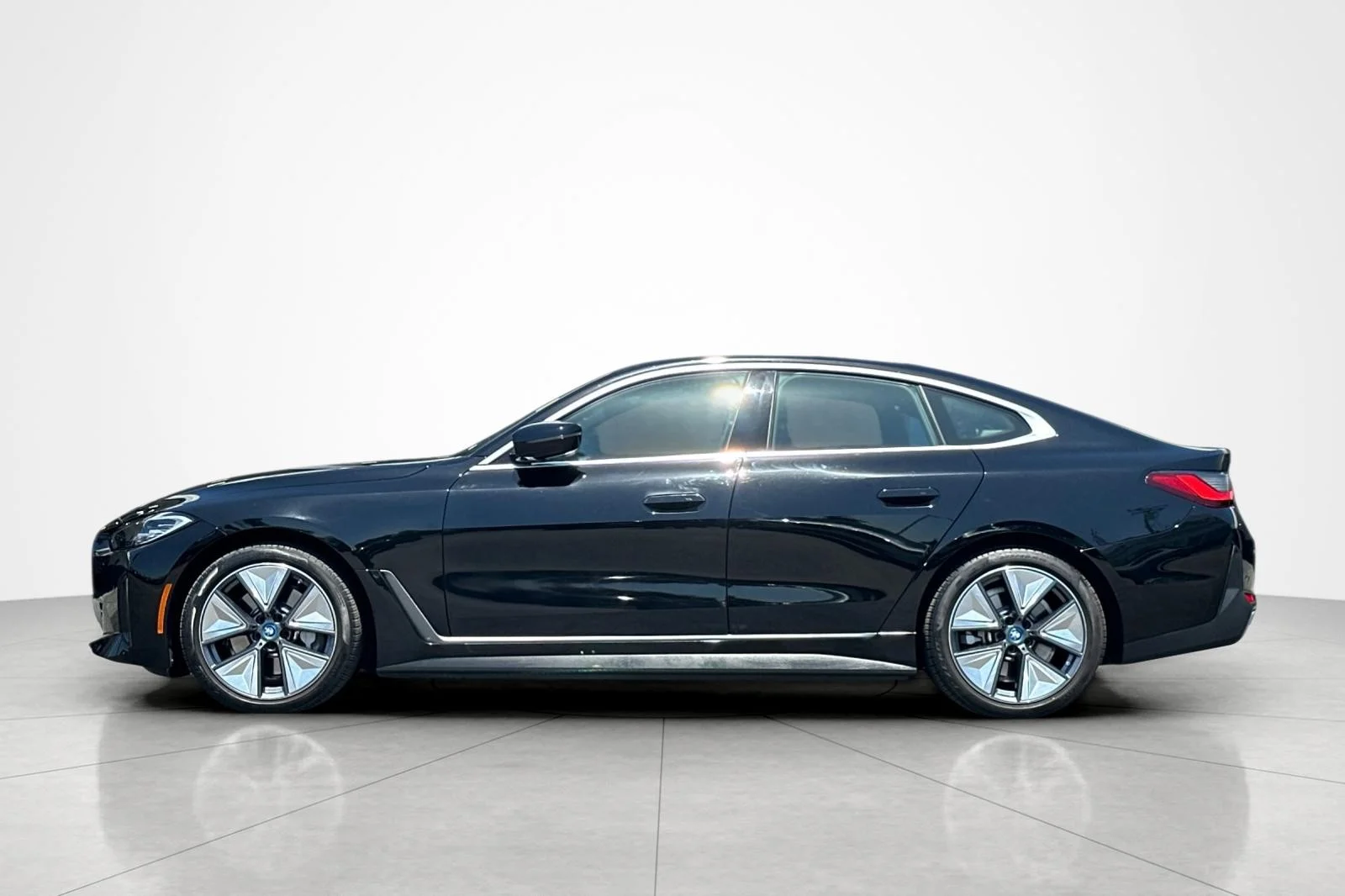 Used 2023 BMW i4 35 with VIN WBY43AW03PFP78143 for sale in Santa Monica, CA