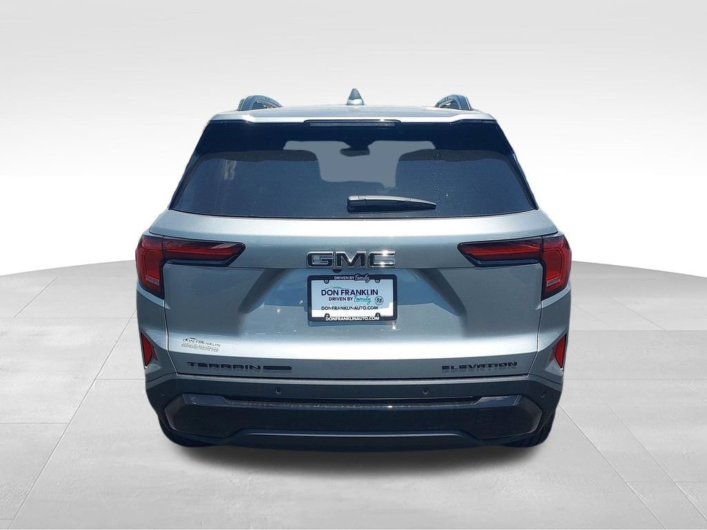 New 2027 Sterling Metallic GMC AWD Elevation image 4