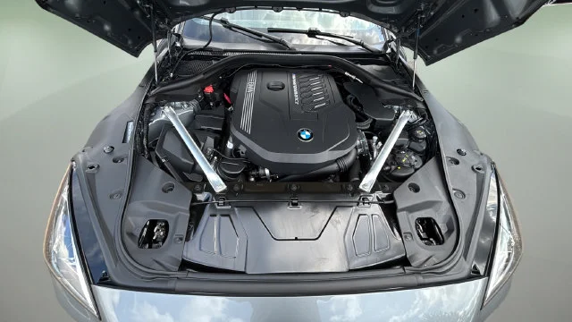 Used 2023 Gray BMW sDrive M40i image 33