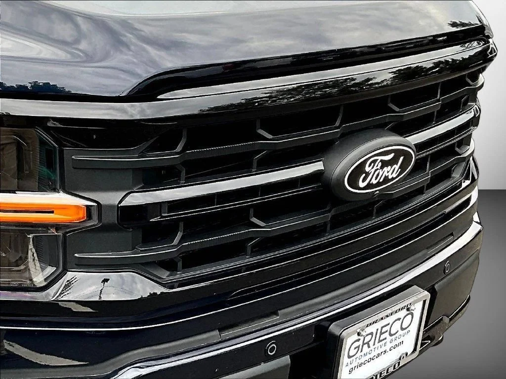 Used 2026 Blue Metallic Ford XLT image 35