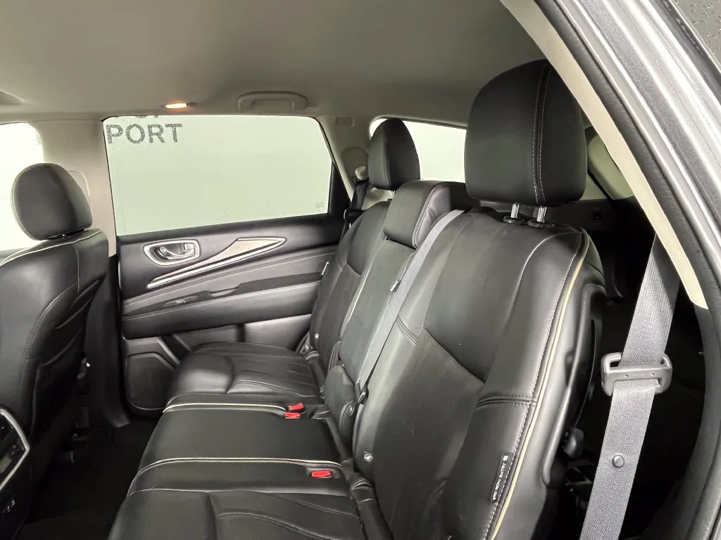 Used 2019 Graphite Shadow INFINITI LUXE image 4