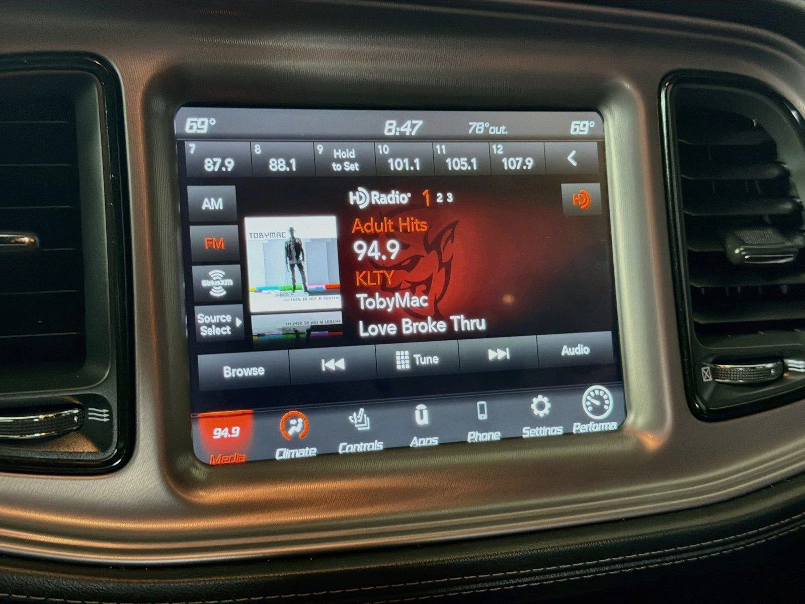 2023 Dodge Challenger R/T - Photo 14