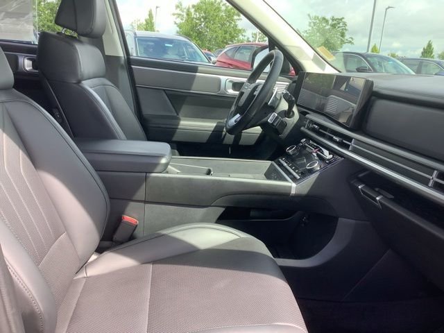 Certified Used 2024 Phantom Black Hyundai SEL image 29