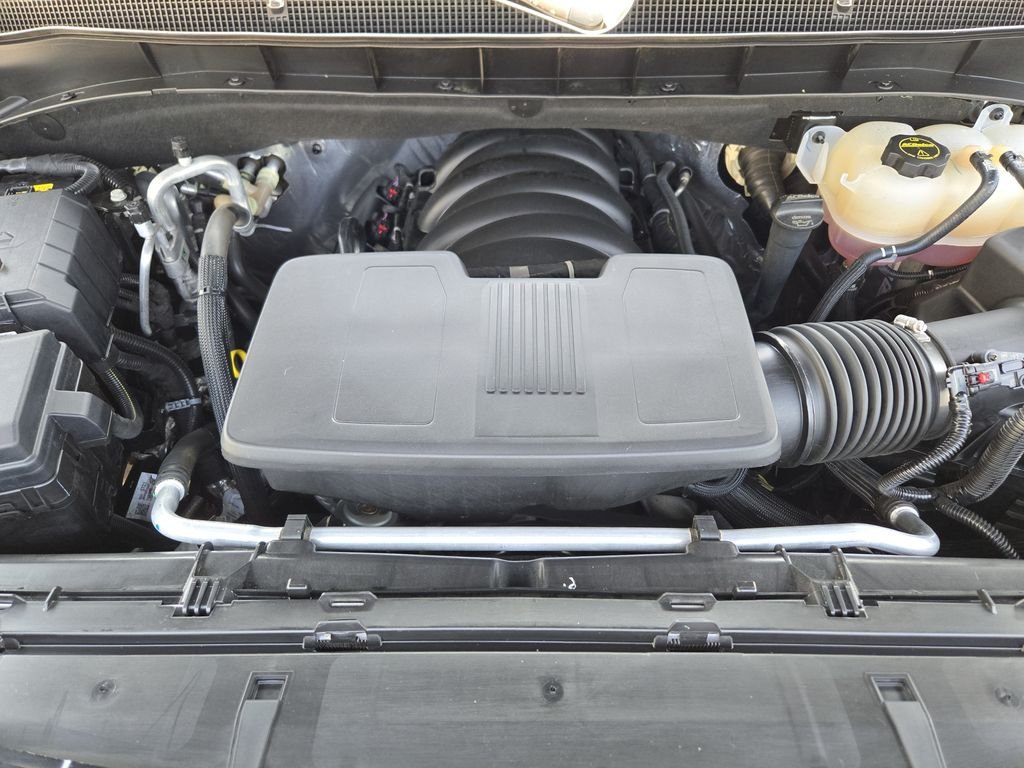 Used 2025 Black Chevrolet High Country image 33