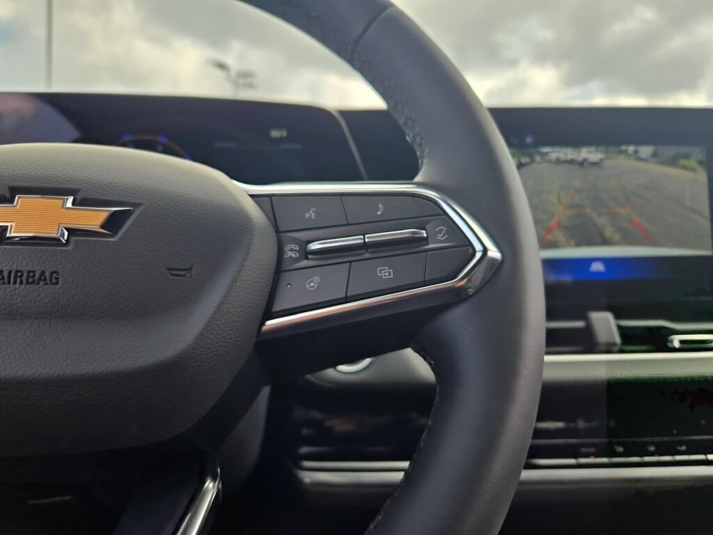 2027 Chevrolet Equinox LT - Photo 25