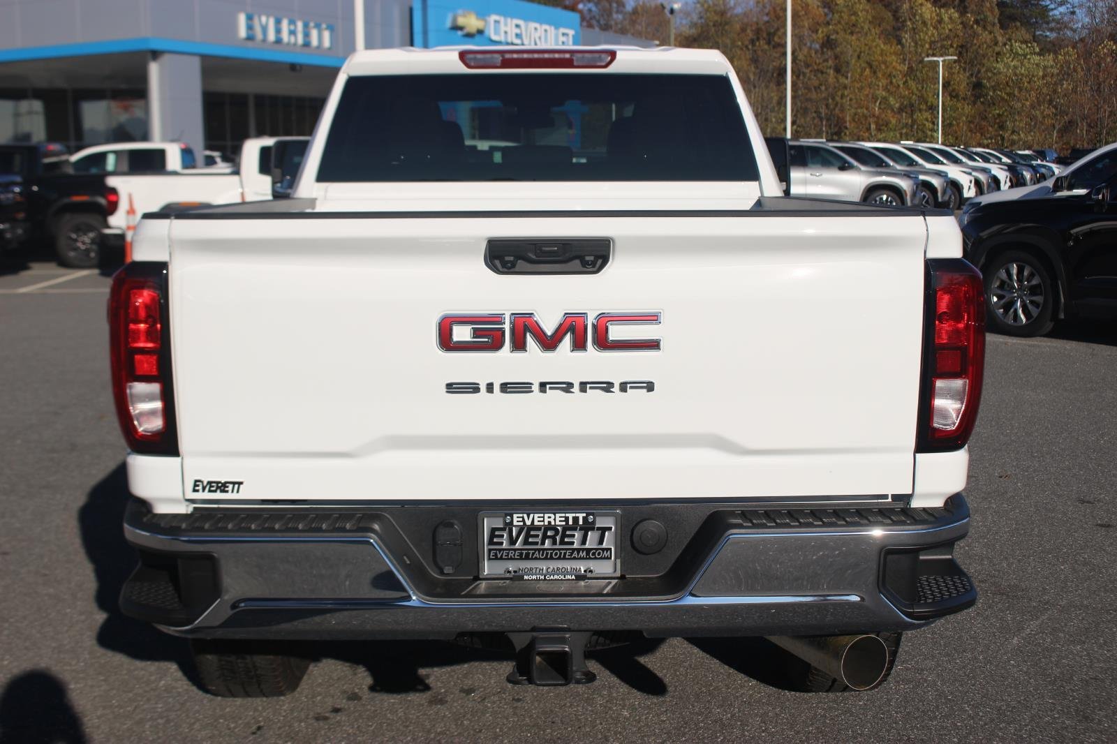 2025 GMC Sierra 2500HD Pro - Photo 6