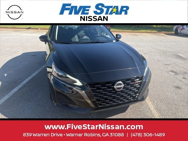 Used 2025 Black Nissan 2.5 SR image 5